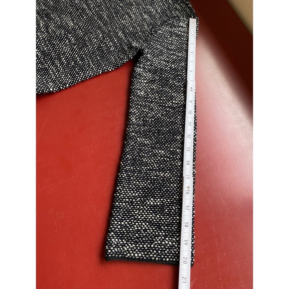 Theory Wool Blend Long Sleeve Heather Black Top - Picture 8 of 10